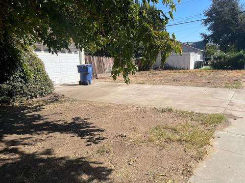 890 Laurel Ln, Lemoore, CA 93245 photo 14