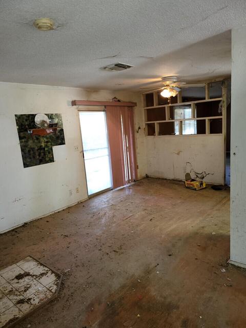 890 Laurel Ln, Lemoore, CA 93245 photo 3