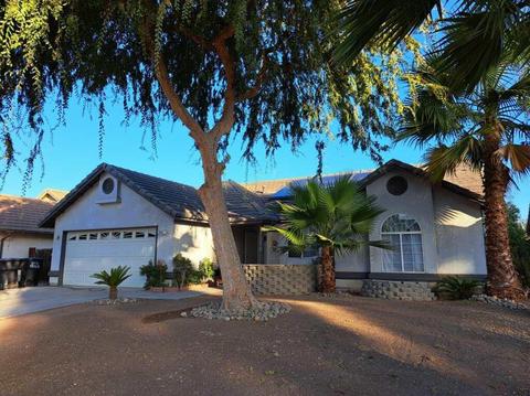 1550 E Vine Ct, Visalia, CA 93292 photo 1