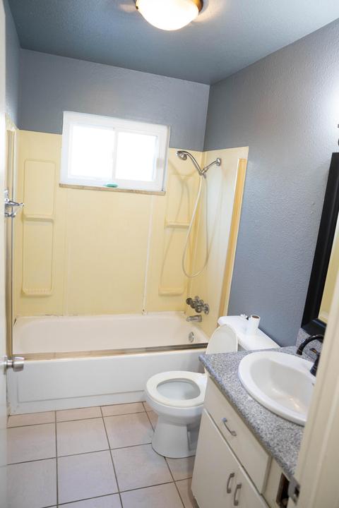 1525 Entrada Way, Modesto, CA 95358 photo 12