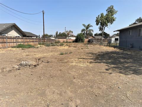 78 Grand Ave, Lemoore, CA 93245 photo 3