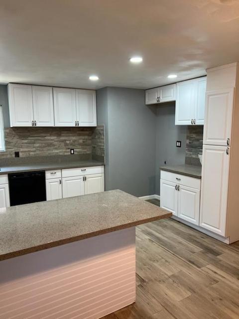 335 E Laura Ct, Visalia, CA 93277 photo 4