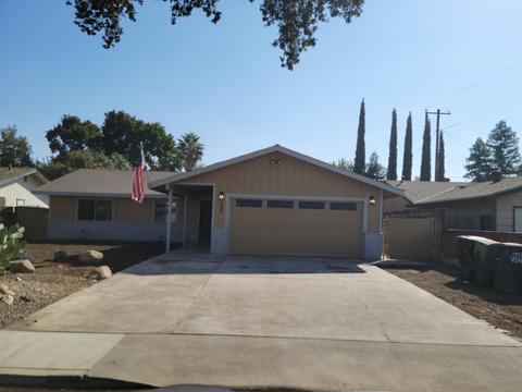 335 E Laura Ct, Visalia, CA 93277 photo 1