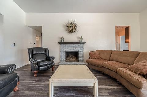 1281 E Fairview Ave, Tulare, CA 93274 photo 10