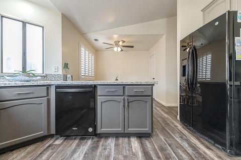 1281 E Fairview Ave, Tulare, CA 93274 photo 20