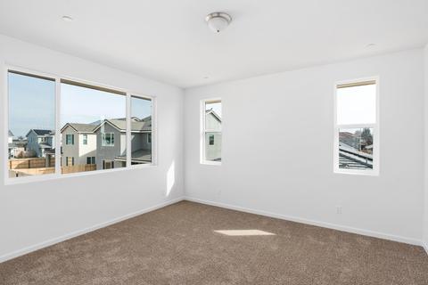 1344 W Nelson Ct, Fowler, CA 93625 photo 7