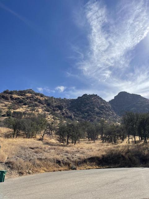 42359 Corral Dr, Three Rivers, CA 93271