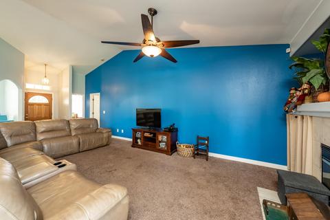1223 Mission Dr, Lemoore, CA 93245 photo 6