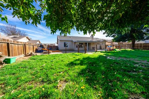 1223 Mission Dr, Lemoore, CA 93245 photo 32