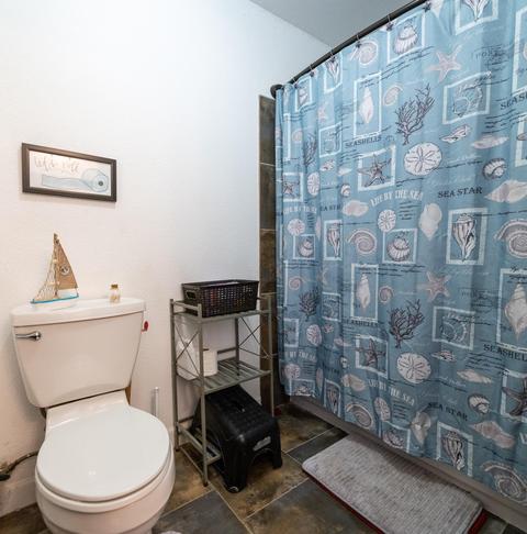 1038 E Cross Ave, Tulare, CA 93274 photo 11