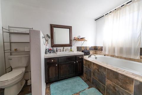 1038 E Cross Ave, Tulare, CA 93274 photo 20
