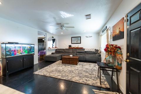 1038 E Cross Ave, Tulare, CA 93274 photo 7