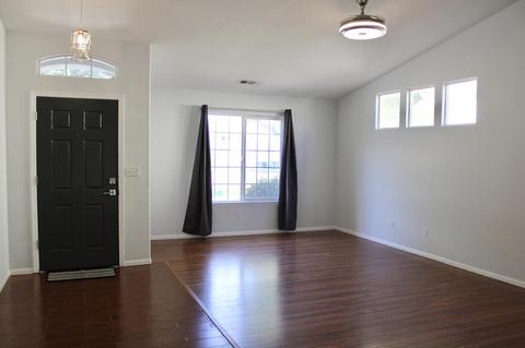 1316 Patsy St, Porterville, CA 93257 photo 9
