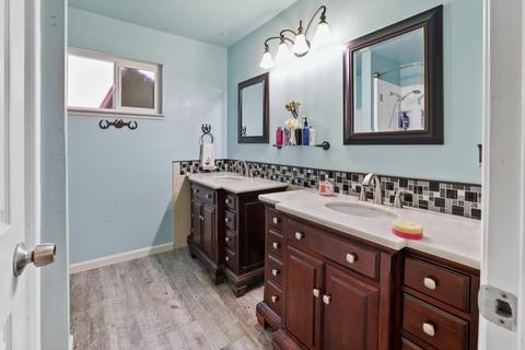 361 E Hazelwood Dr, Lemoore, CA 93245 photo 18