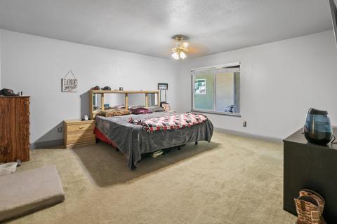 361 E Hazelwood Dr, Lemoore, CA 93245 photo 19