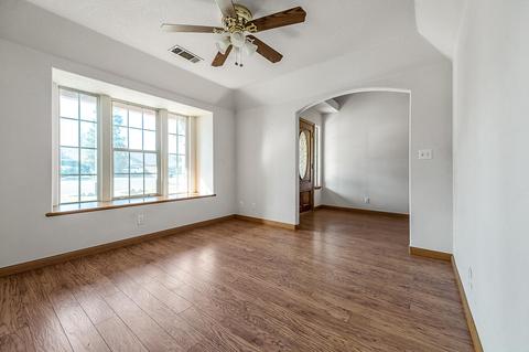1724 E Parrish Ct, Visalia, CA 93292 photo 10