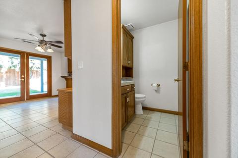 1724 E Parrish Ct, Visalia, CA 93292 photo 25