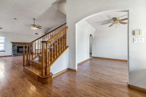 1724 E Parrish Ct, Visalia, CA 93292 photo 7