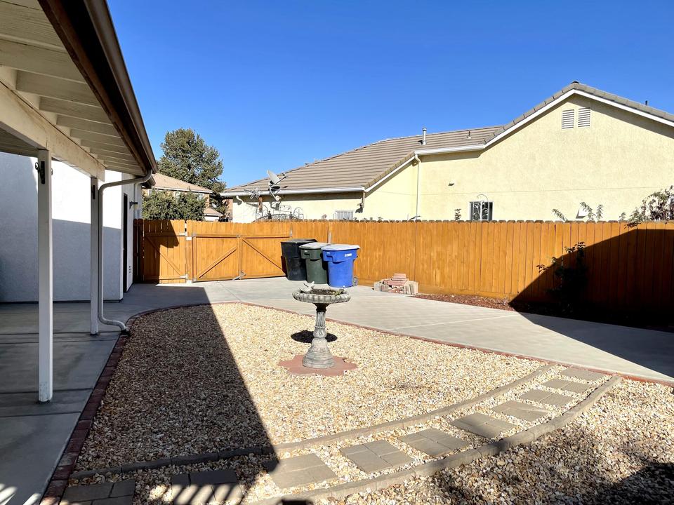  1465 W Chianti Way, Hanford, CA 93230 photo 30