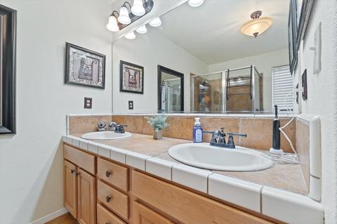 3949 E Harvard Ave, Visalia, CA 93292 photo 32