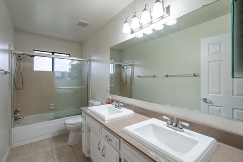 650 Orangewood Dr, Lemoore, CA 93245 photo 26