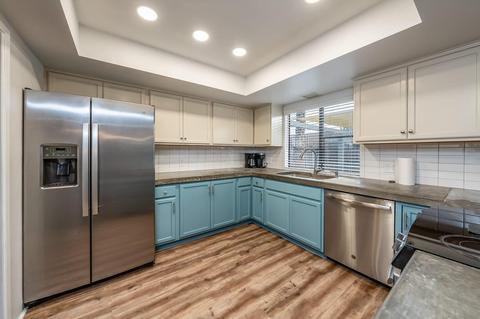 650 Orangewood Dr, Lemoore, CA 93245 photo 9