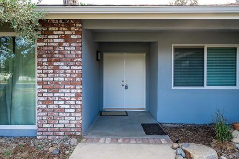 650 Orangewood Dr, Lemoore, CA 93245 photo 3