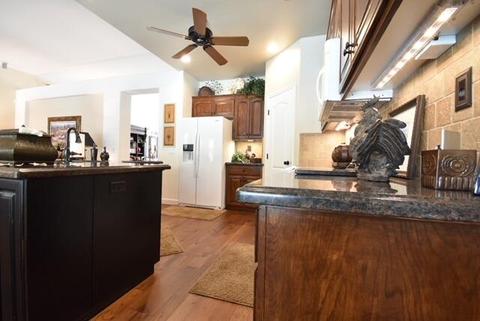 3610 E Paradise Ave, Visalia, CA 93292 photo 15