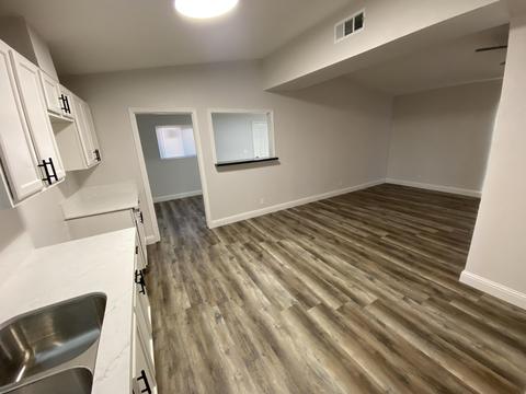 1302 N Enos St, Visalia, CA 93292 photo 7