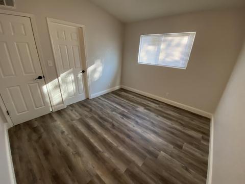 1302 N Enos St, Visalia, CA 93292 photo 17