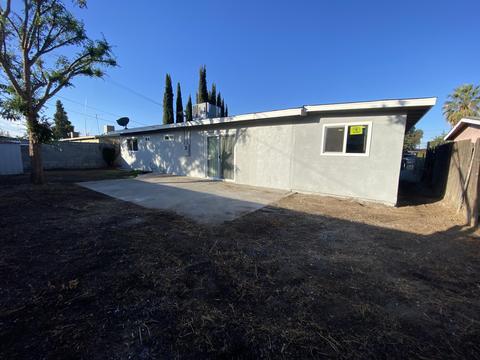 1302 N Enos St, Visalia, CA 93292 photo 5