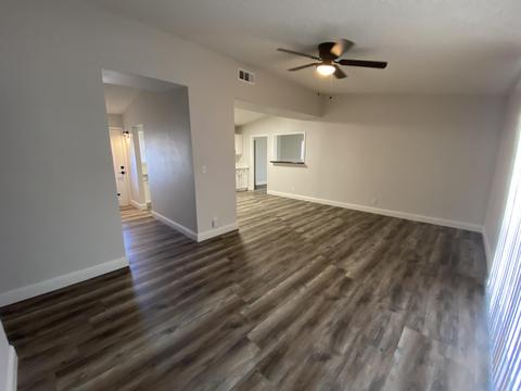1302 N Enos St, Visalia, CA 93292 photo 9