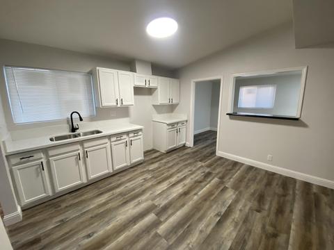 1302 N Enos St, Visalia, CA 93292 photo 3