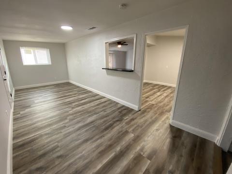 1302 N Enos St, Visalia, CA 93292 photo 10