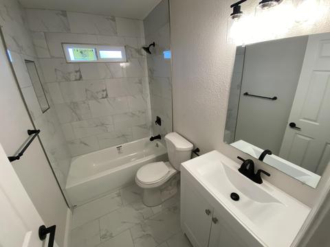 1302 N Enos St, Visalia, CA 93292 photo 6