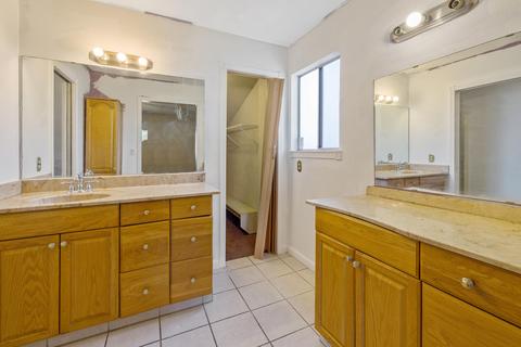 1019 E Ferguson Ave, Visalia, CA 93292 photo 28