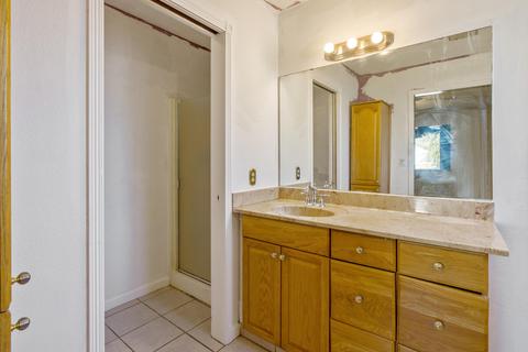 1019 E Ferguson Ave, Visalia, CA 93292 photo 29