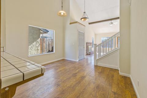 1019 E Ferguson Ave, Visalia, CA 93292 photo 18
