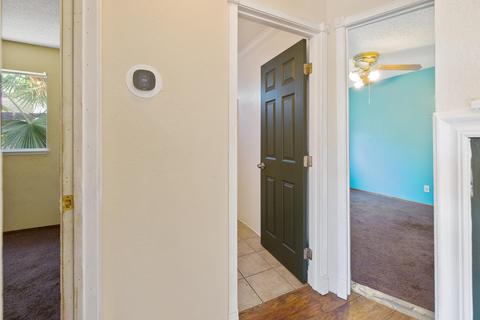 1019 E Ferguson Ave, Visalia, CA 93292 photo 19