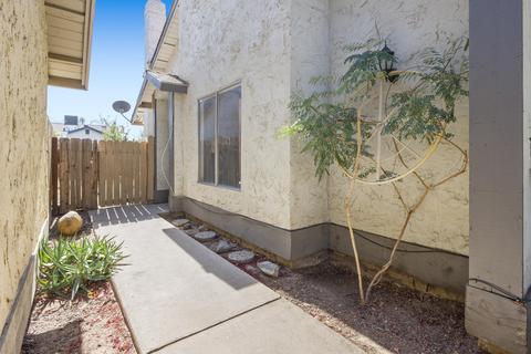 1019 E Ferguson Ave, Visalia, CA 93292 photo 4
