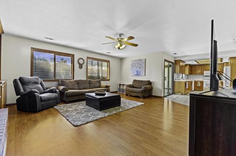 1271 E Richard Smith Ave, Tulare, CA 93274 photo 10