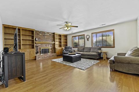 1271 E Richard Smith Ave, Tulare, CA 93274 photo 9