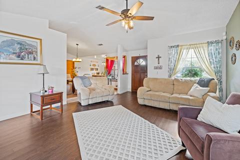 730 Encore Dr, Hanford, CA 93230 photo 8