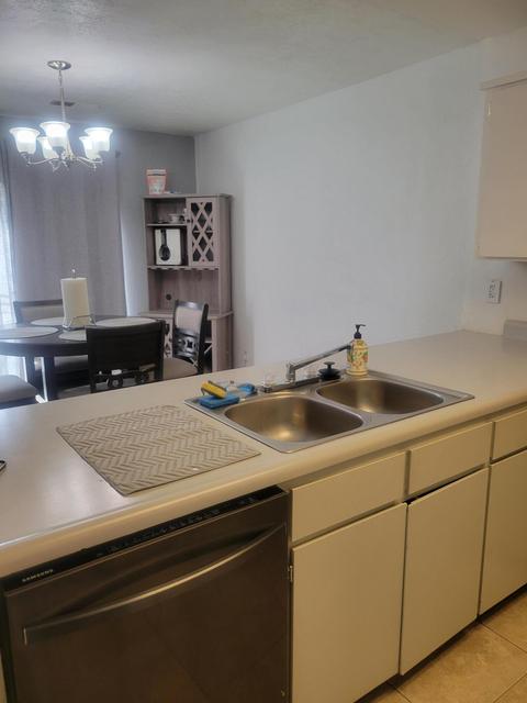 731 E Prospect Ave, Visalia, CA 93292 photo 16