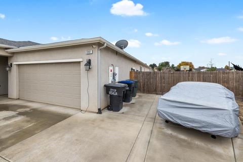 3901 E Cypress Ave, Visalia, CA 93292 photo 6