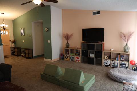 911 Orangewood Ct, Lemoore, CA 93245 photo 8