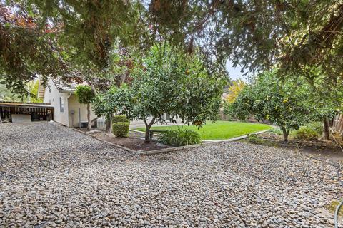 3909 E Paradise Ave, Visalia, CA 93292 photo 39