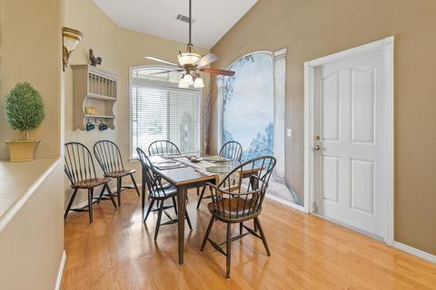 3909 E Paradise Ave, Visalia, CA 93292 photo 11
