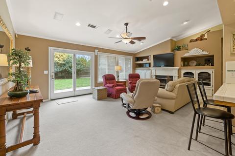 3909 E Paradise Ave, Visalia, CA 93292 photo 17