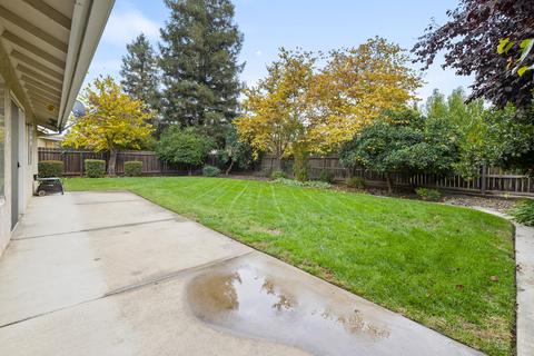 3909 E Paradise Ave, Visalia, CA 93292 photo 36